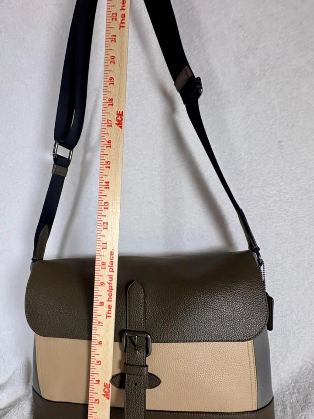 Coach Hudson Messenger Bag Colorblock in Olive Green, Cream and Grey Leather
